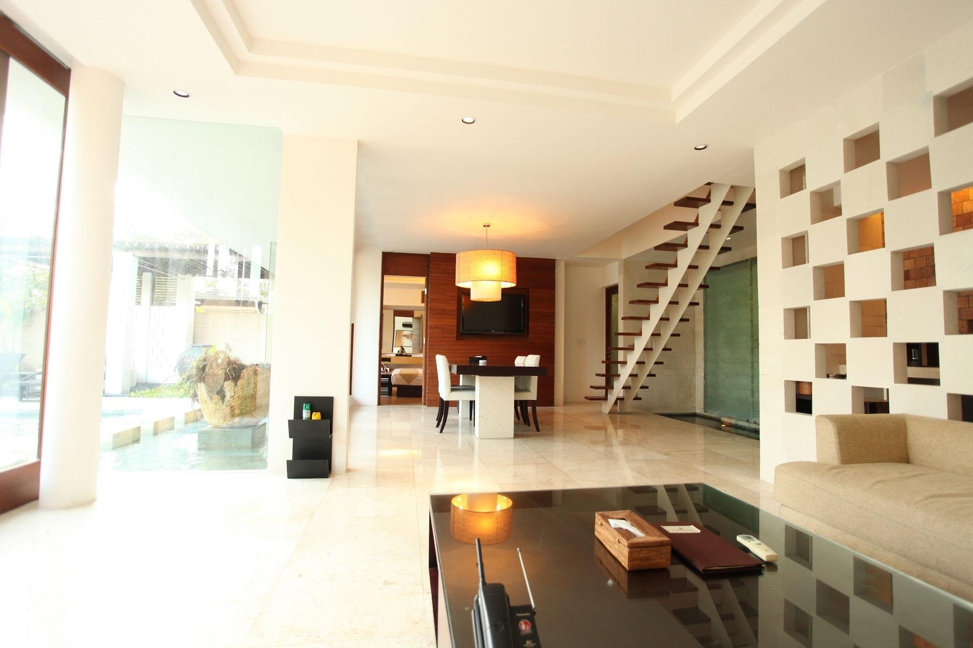 Hotel The Wangsa Benoa Nusa Dua  Esterno foto
