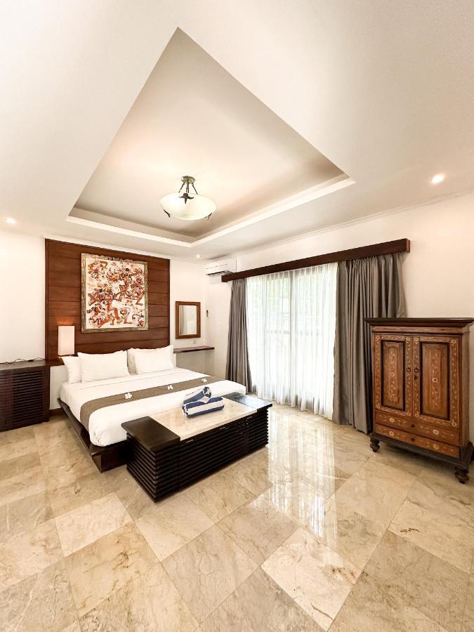 Hotel The Wangsa Benoa Nusa Dua  Esterno foto